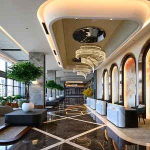 Fifth Avenue Hotel