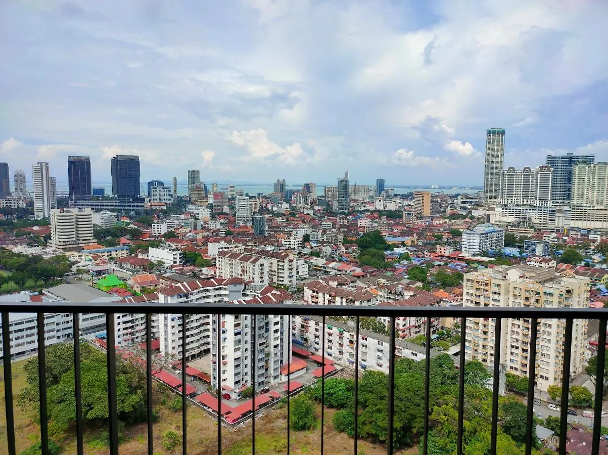 New 2Br Georgetown Warm And Lovely Homestay 10Pax-无敌美景两房民宿 Beacon Executive Suite