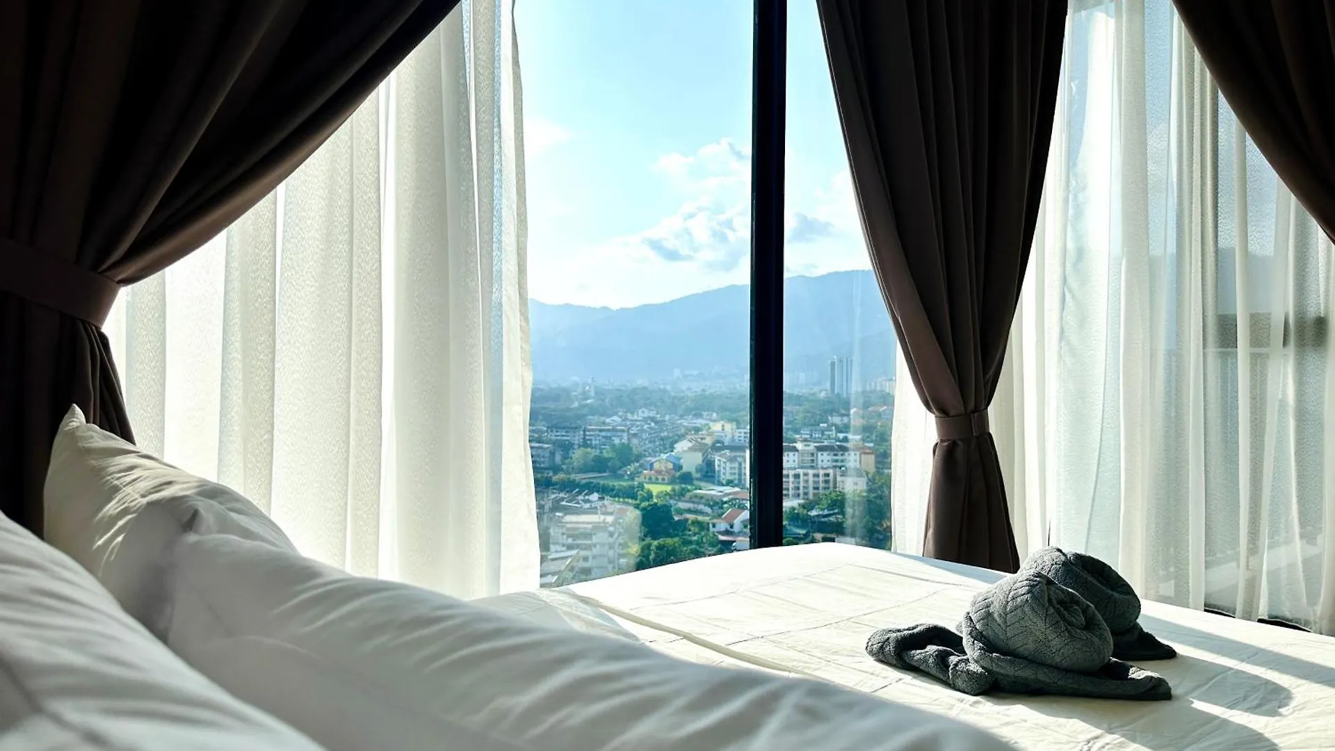 Apartment New 2Br Georgetown Warm And Lovely Homestay 10Pax-无敌美景两房民宿 Beacon Executive Suite