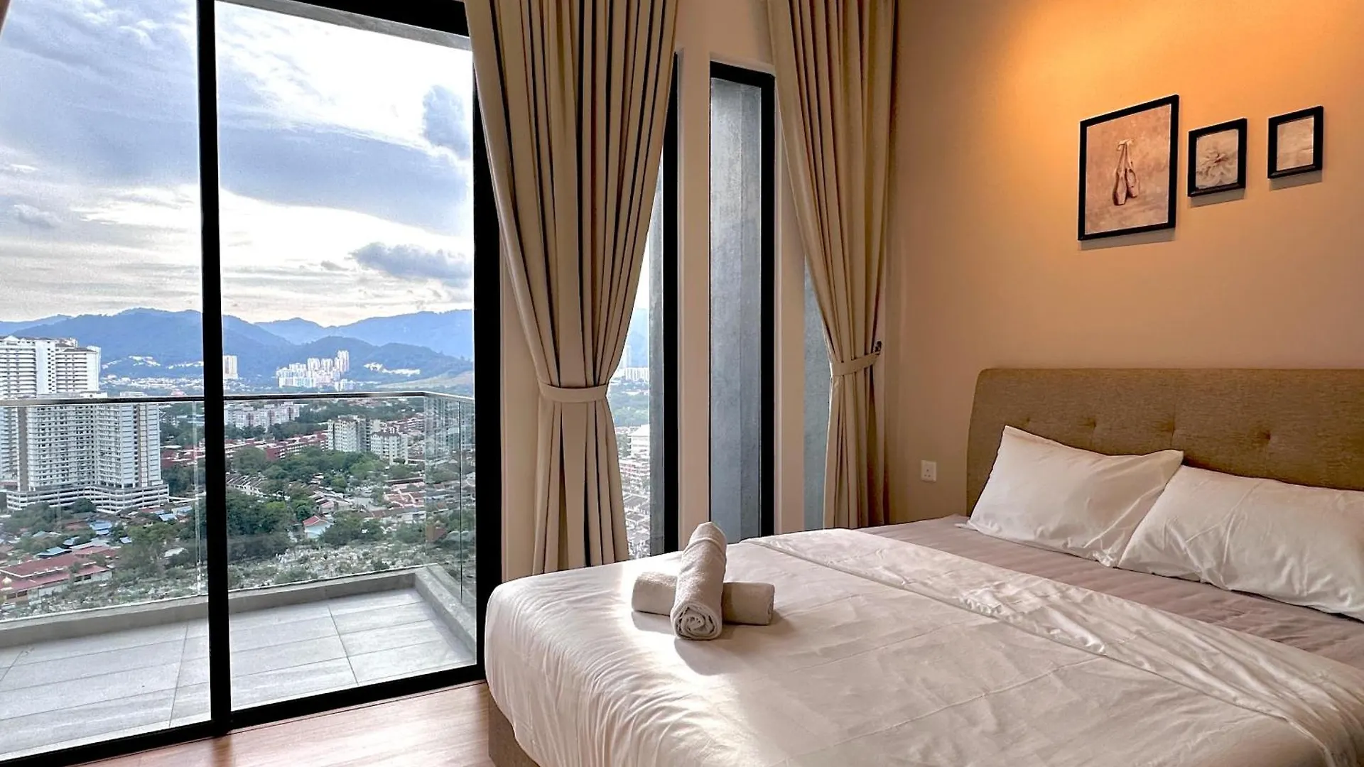 Apartment New 2Br Georgetown Warm And Lovely Homestay 10Pax-无敌美景两房民宿 Beacon Executive Suite