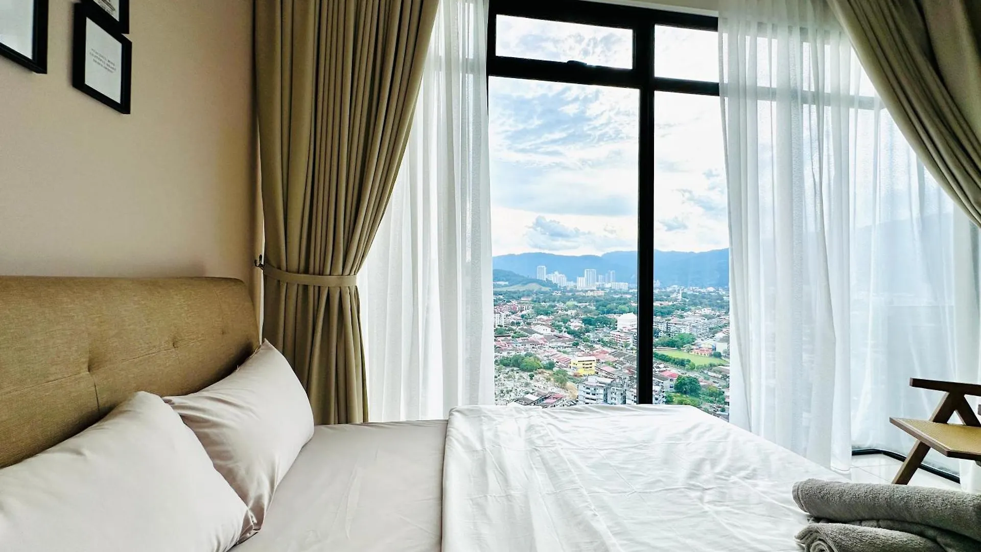 New 2Br Georgetown Warm And Lovely Homestay 10Pax-无敌美景两房民宿 Beacon Executive Suite Apartment George Town