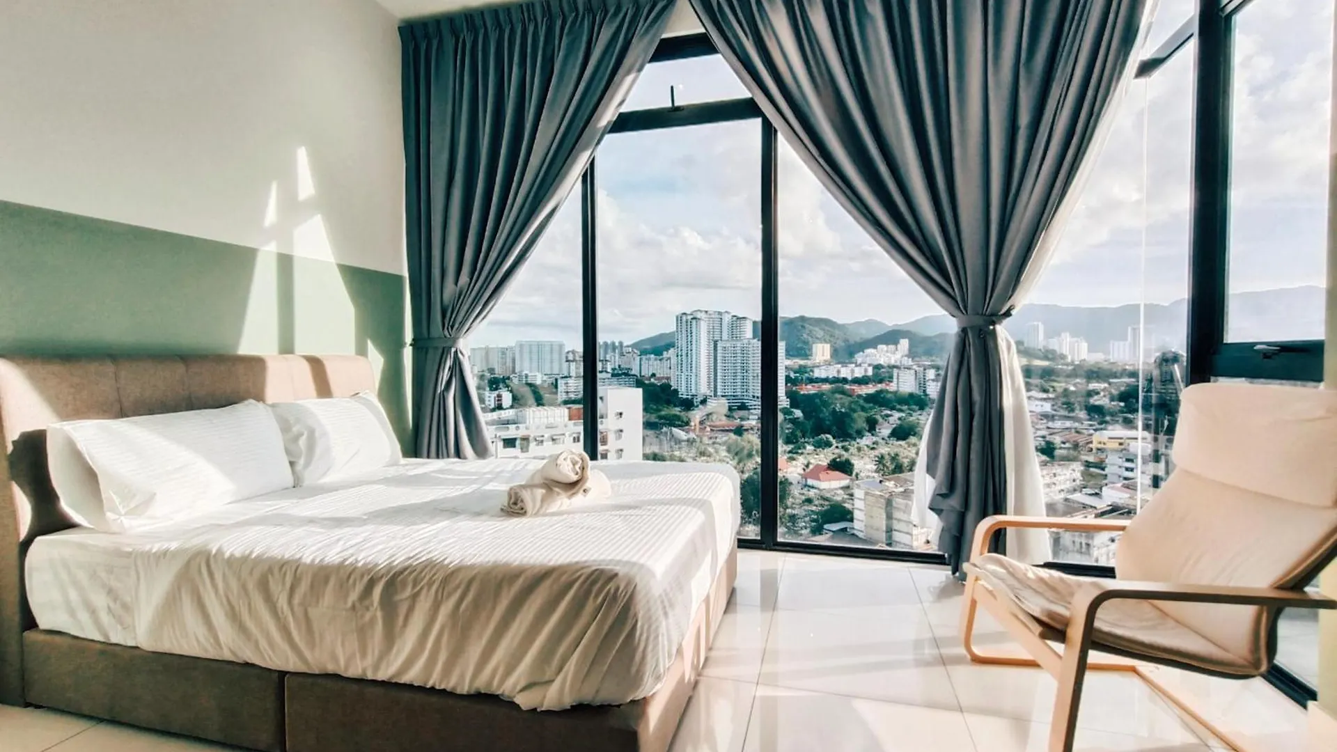 New 2Br Georgetown Warm And Lovely Homestay 10Pax-无敌美景两房民宿 Beacon Executive Suite George Town