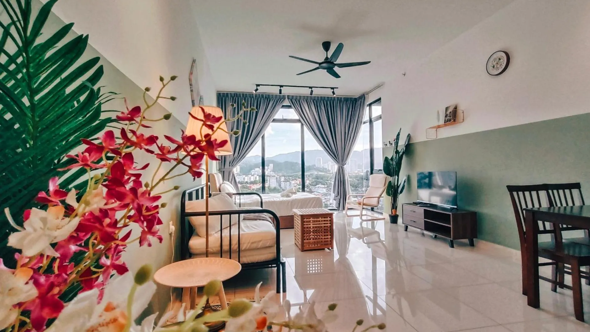 New 2Br Georgetown Warm And Lovely Homestay 10Pax-无敌美景两房民宿 Beacon Executive Suite