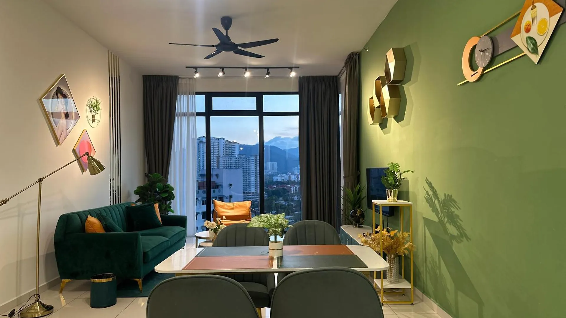 Apartment New 2Br Georgetown Warm And Lovely Homestay 10Pax-无敌美景两房民宿 Beacon Executive Suite