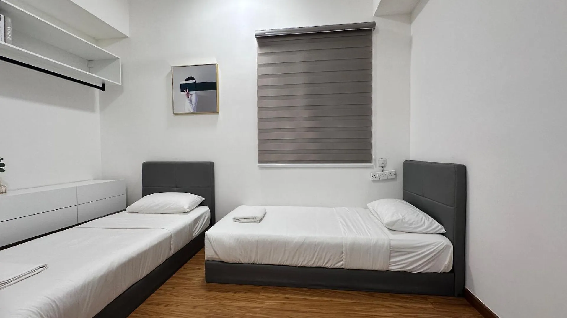 New 2Br Georgetown Warm And Lovely Homestay 10Pax-无敌美景两房民宿 Beacon Executive Suite 0*, George Town
